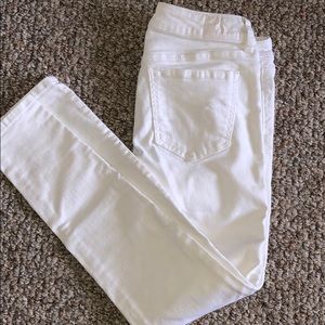 American Eagle white jeggings